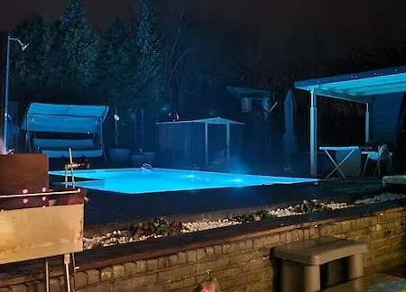 Wunderschoene Villa Mit Pool, Whirlpool Und Fasssauna *